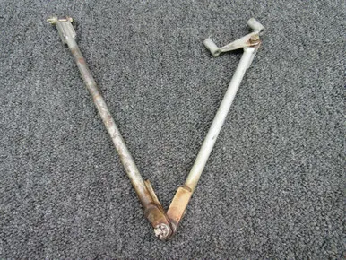 LW-18248 / LW-16965 Piper PA31-310 Lycoming TIO-540-A2B Turbo Support Rods